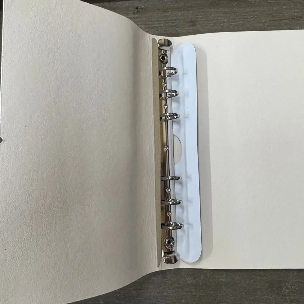 N/A ring binder